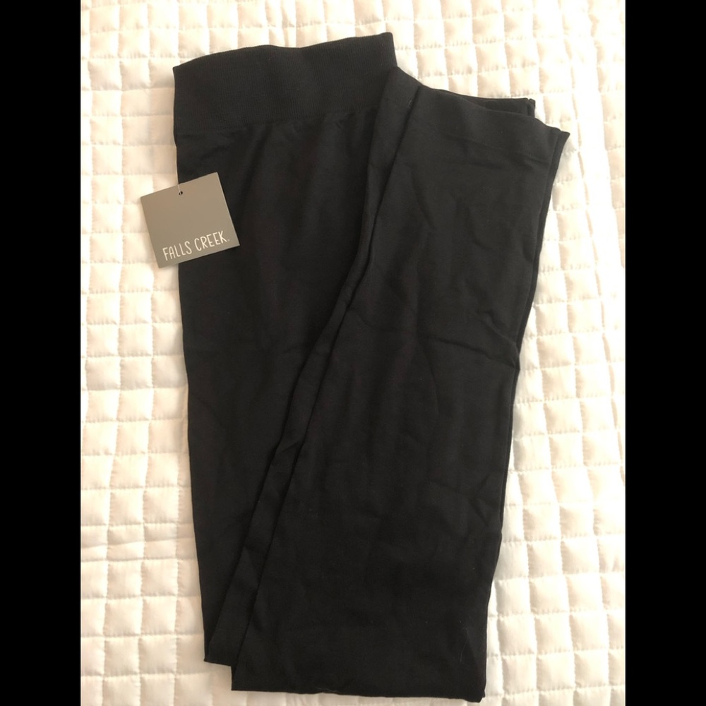 Black leggings